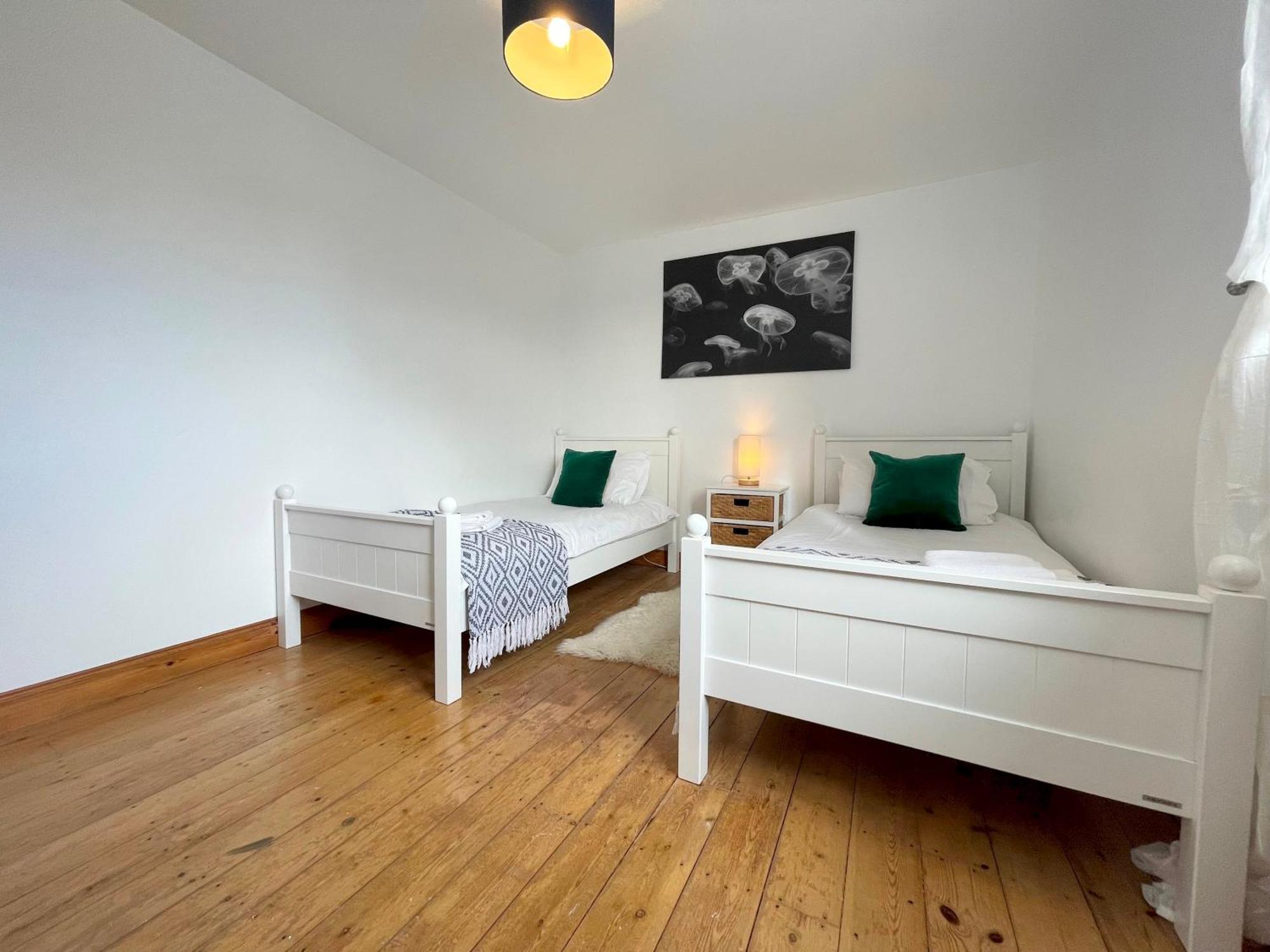 Spacious Home Sleeps 6 Short Walk To Port Isaac Village & Stunning Views Zewnętrze zdjęcie