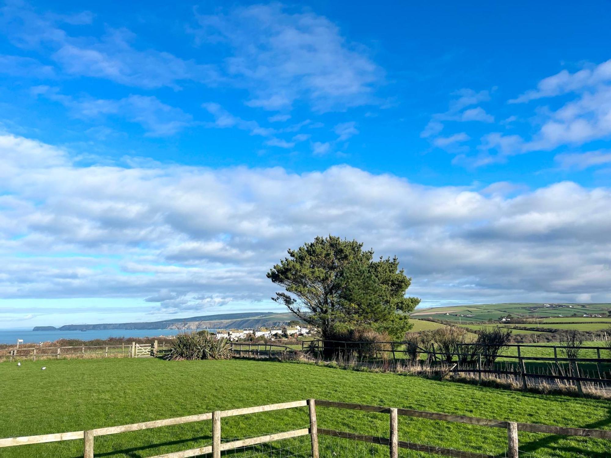 Spacious Home Sleeps 6 Short Walk To Port Isaac Village & Stunning Views Zewnętrze zdjęcie